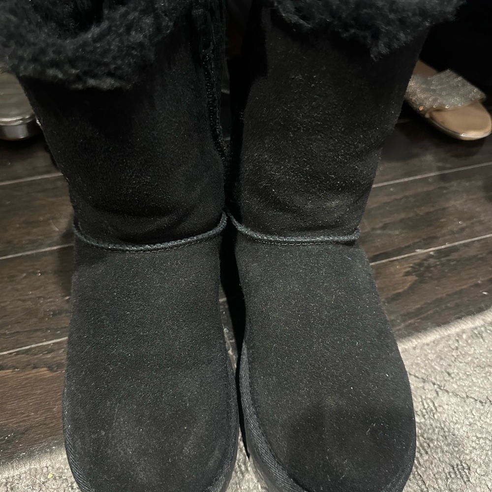 UGG Women's Black Furry Bow Boots